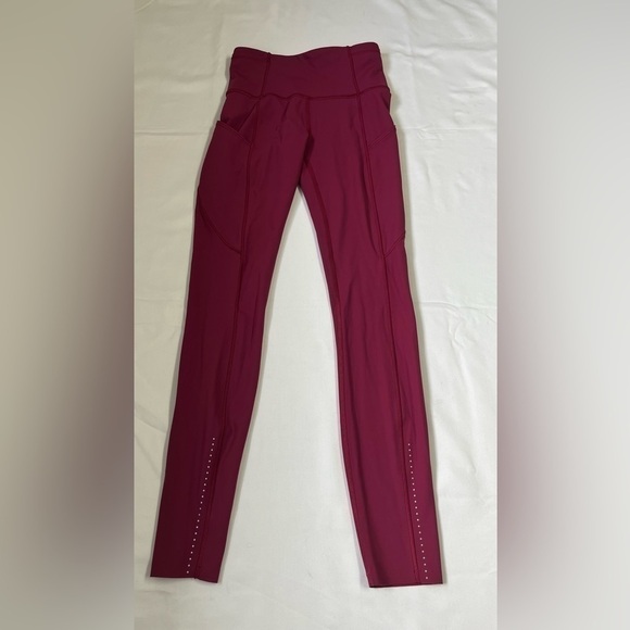 Lululemon Fast & Free 7/8 Tight II *Nulux 25"
Star Ruby - Picture 2 of 11